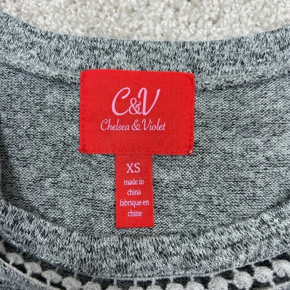 Chelsea & Violet Sweater Womens XS Gray Pullover Crochet Bohemian Boxy Ladies - Picture 4 of 13